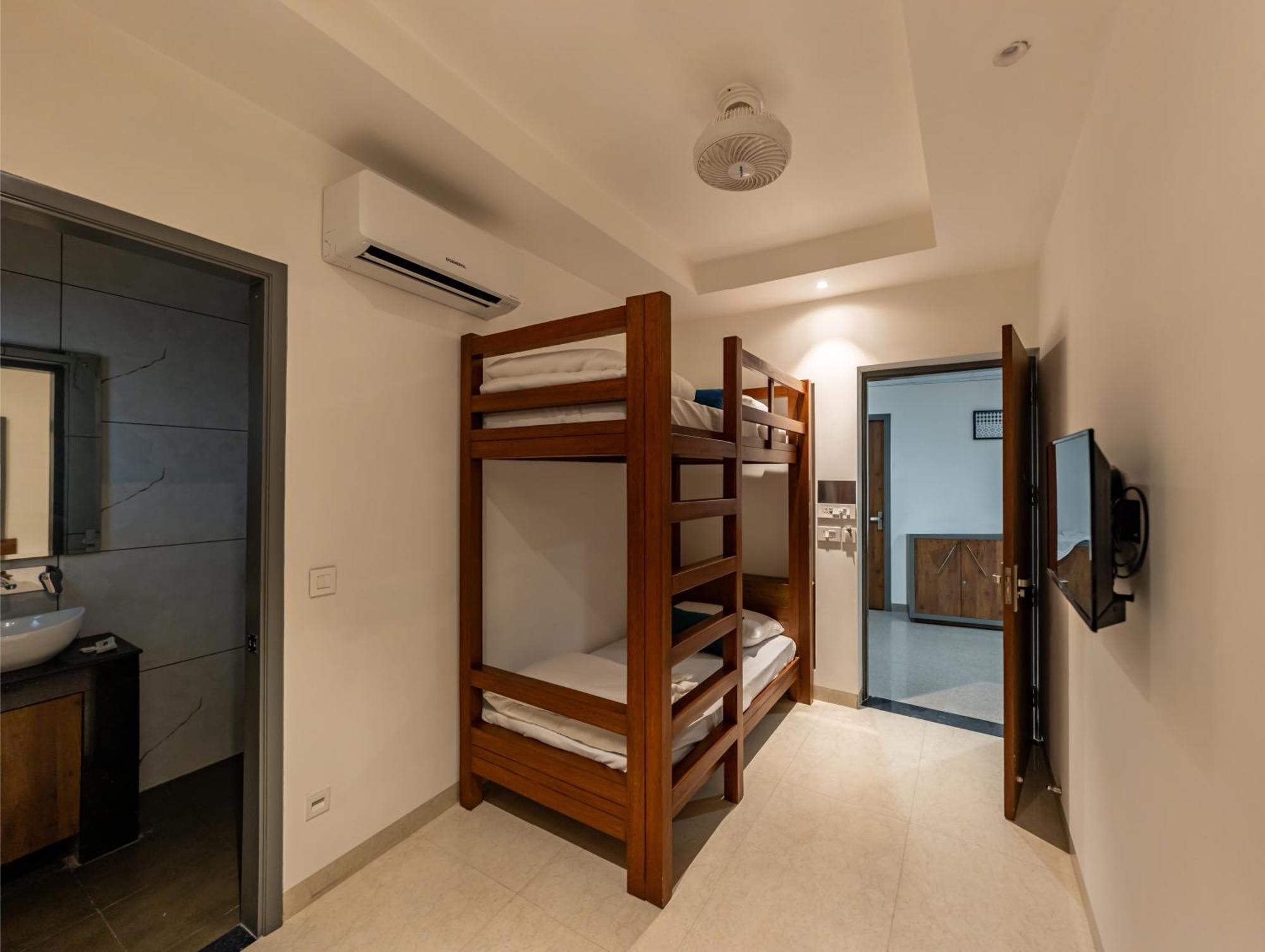Blessings Inn Амритсар Экстерьер фото